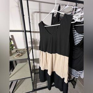 SHEIN Black Textured Fabric